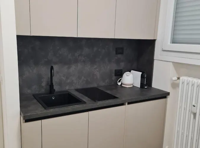 Nel Sole Superior بولونيا